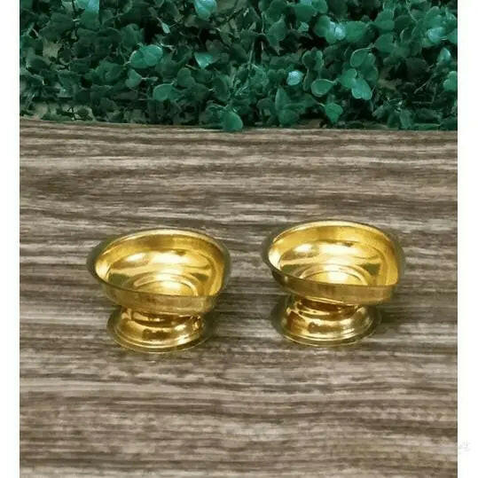 Brass Agal Stand Vilakku/ Diya For Pooja/Decor Size: 1.5 Inches (Pack Of 6)