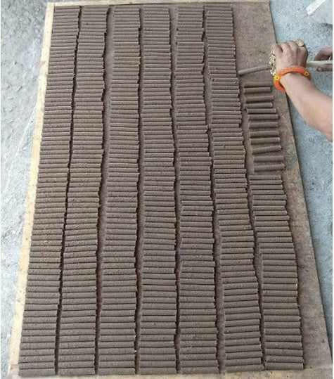 Organic Desi Cow Dung Incense sticks for Pooja | Havan | Organic Gobar Upla Dhoop Batti | Mosquito Repellent | Incense Sticks Set of_50