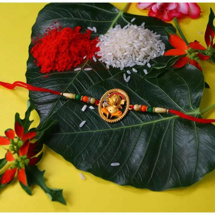 Fashtales Handicrafts Unique Bracelet, Rakhi with Card And Chocolate Combo, Multicolour, Set of 2