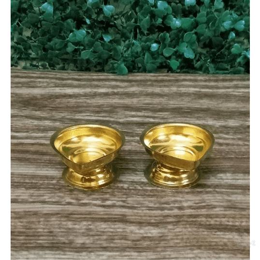 Brass Agal Stand Vilakku/ Diya For Pooja/Decor Size: 1.5 Inches (Pack Of 6)