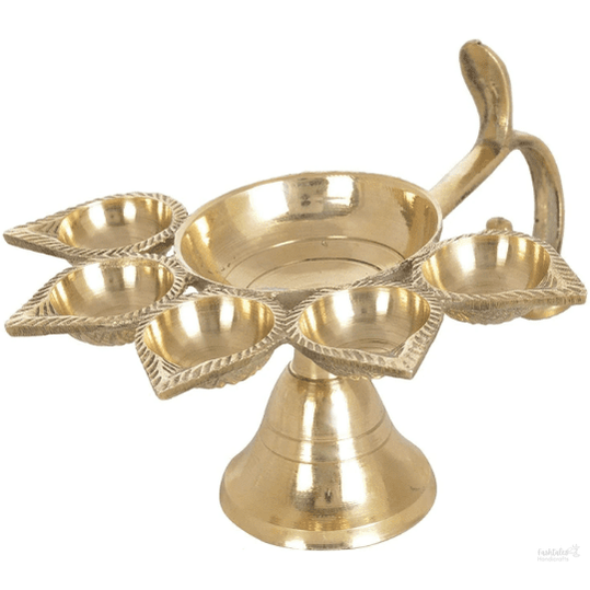 Brass Panch Aarti Lamp Pancharti Diya Oil Lamp Panch aarti Jyoti Puja Diya Stand Aarti Diya Temple Pooja Gifts Décor (4 inch)