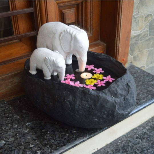 Concrete Yaanai Urli Bowl with elephant Black & White