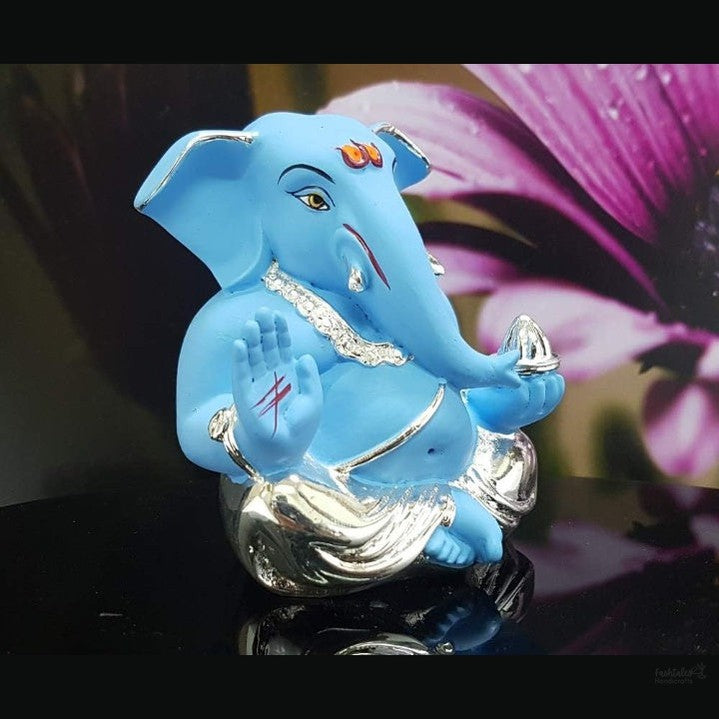 Fashtales Handicrafts Ceramic Ganesha in Terracotta, 5 X 3 X 4 Cm, Silver and Blue Ganesh Idol for Car Dashboard Small Ganesha Murti Ganpati Idol for Home Decor Puja Lord Ganesh Statue Gift for Office Desk
