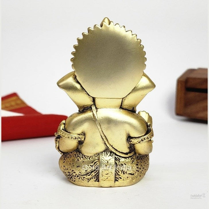 Fashtales Handicrafts Ganesha Idol | Ganesh Statue for Home Decor | Ganesha murti for Office Desk, & Ganpati Idol for Car Dashboard | Unique Wedding & Birthday Gift (Gold Antique 3.5")
