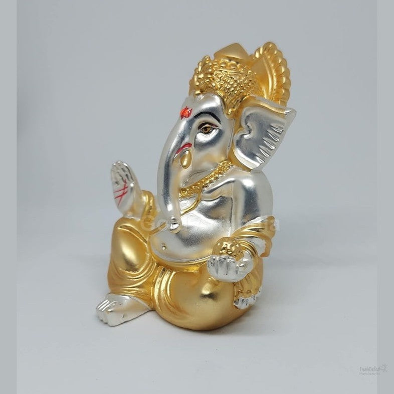 Fashtales Handicrafts Gold and Silver Plated Matte Finish Ganesh Idol For Car Dashboard Ganesha Murti Ganpati Idol For Home Decor Puja Lord Ganesh Statue Gift For Office Desk Puja Room Figurine