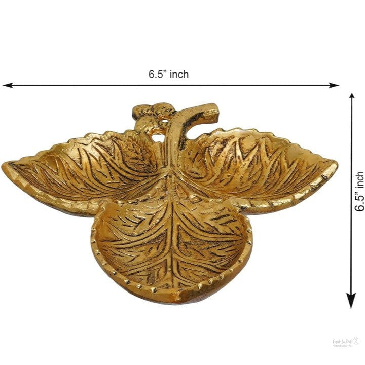 Fashtales Handicrafts Hand Crafted Metal 3 Part Leaf Shape Tray Perfect for Home Centre Table Serving Dry Fruits (Golden, Pack of 1)