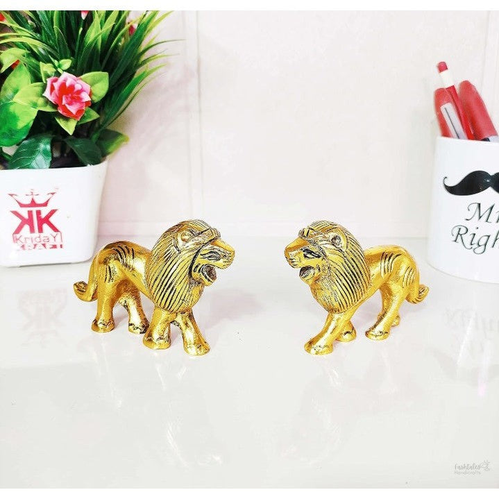 Fashtales handicrafts Metal Lion Pair in Fine Finishing & Decorative for Home/Office & Table (Gold, Standard)