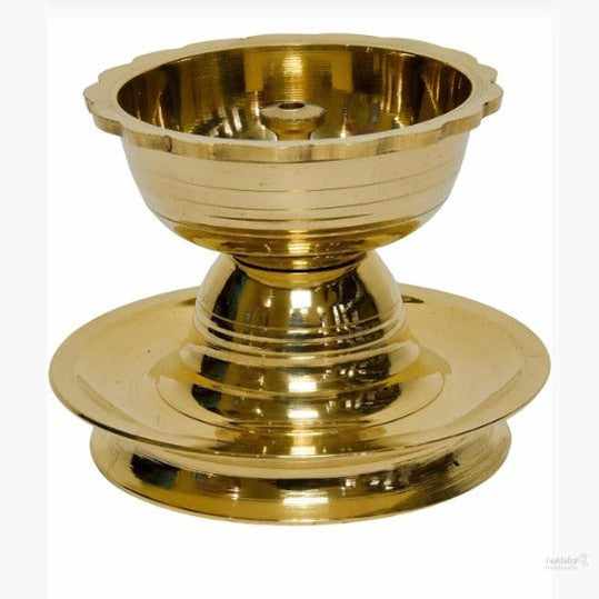 Pure Brass Udupi Nanda Table Diya, 2.5 inches, Brass, Pack of 1 pc