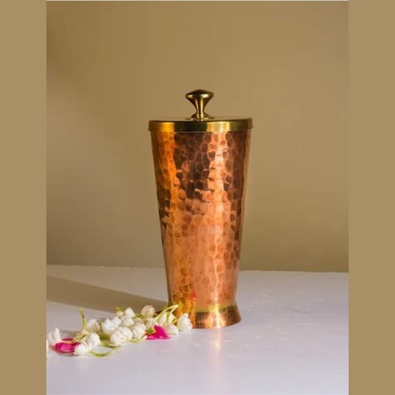 Fashtales Handicrafts Copper Tumbler with Lid Serving Copper Glass with Brass Lid Tamba Glass with Ayurvedic Health Benefits Ptal Brass and Copper Utensils (600 ml Tumbler Glass)