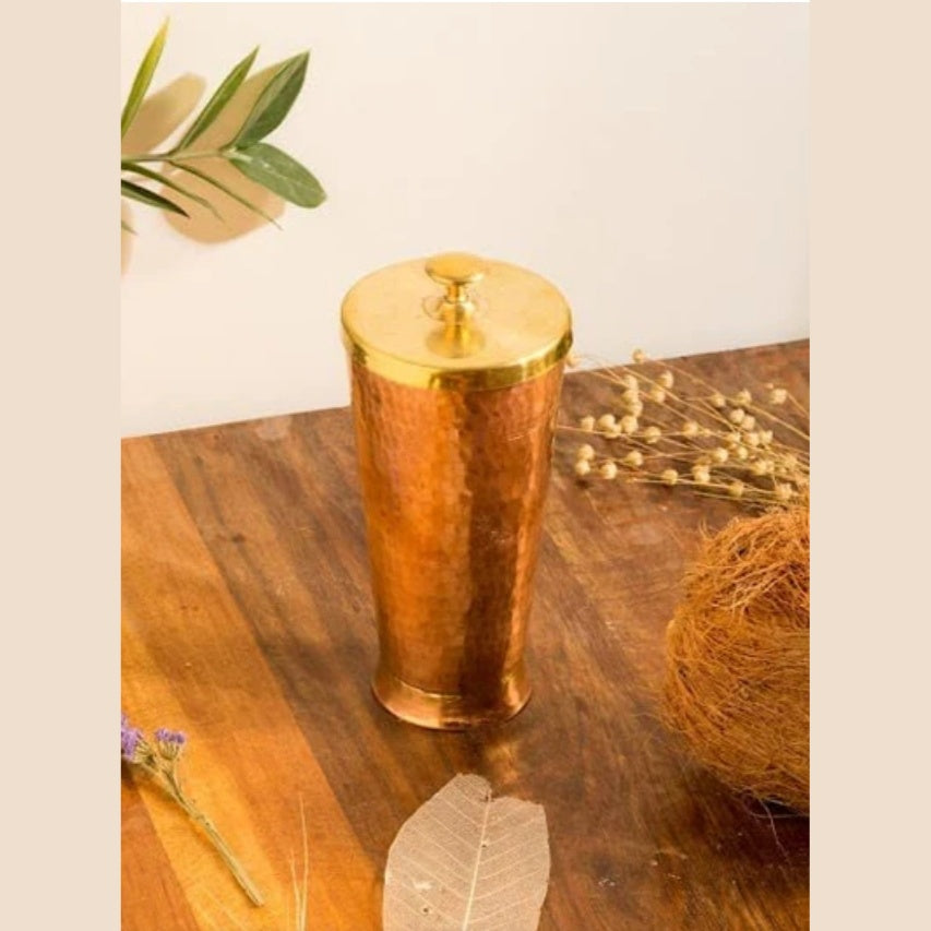 Fashtales Handicrafts Copper Tumbler with Lid Serving Copper Glass with Brass Lid Tamba Glass with Ayurvedic Health Benefits Ptal Brass and Copper Utensils (600 ml Tumbler Glass)